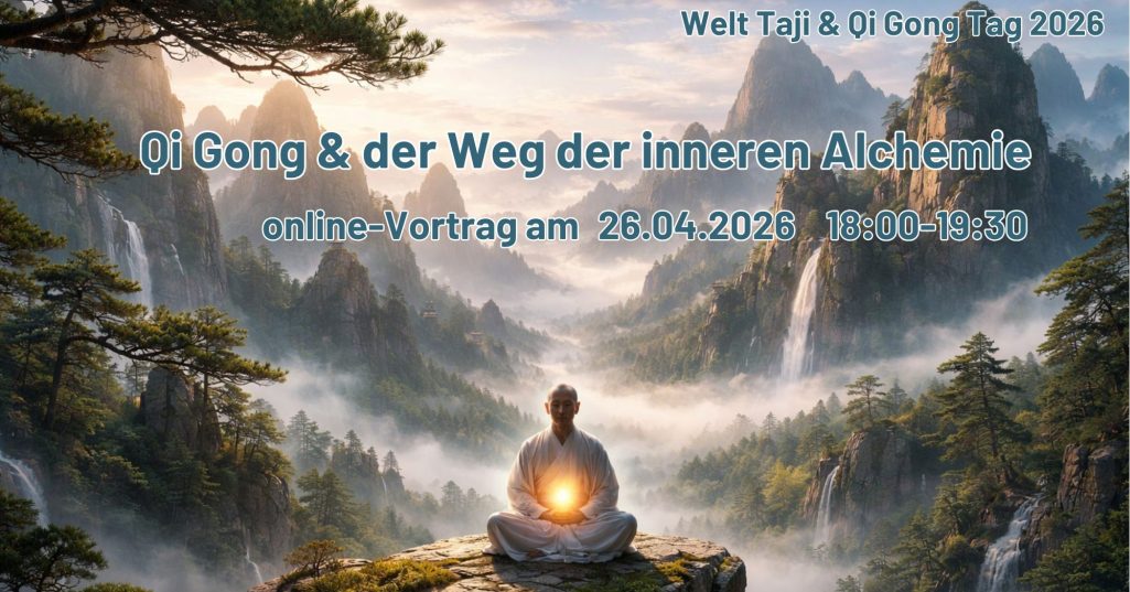 Mann in traditioneller Kleidung, der Qi Gong praktiziert, Hintergrund aus Natur und Architektur.